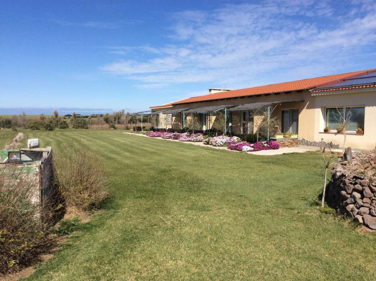 Country Resort Capo Nieddu Santa Caterina Di Pittinuri (Sardinia) Exterior foto